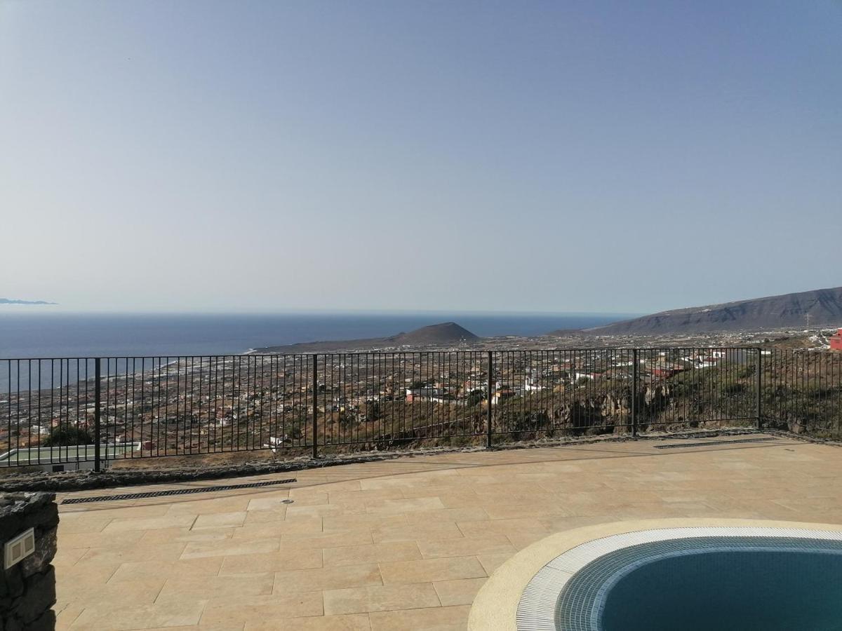 Villa “La Florida” - Wonderful Views - Pool - Wifi Candelaria Kültér fotó